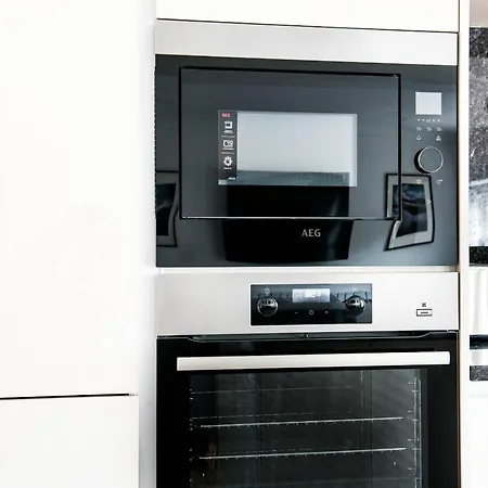 Monterey - Stunning, Duplex In The Heart Of كندال